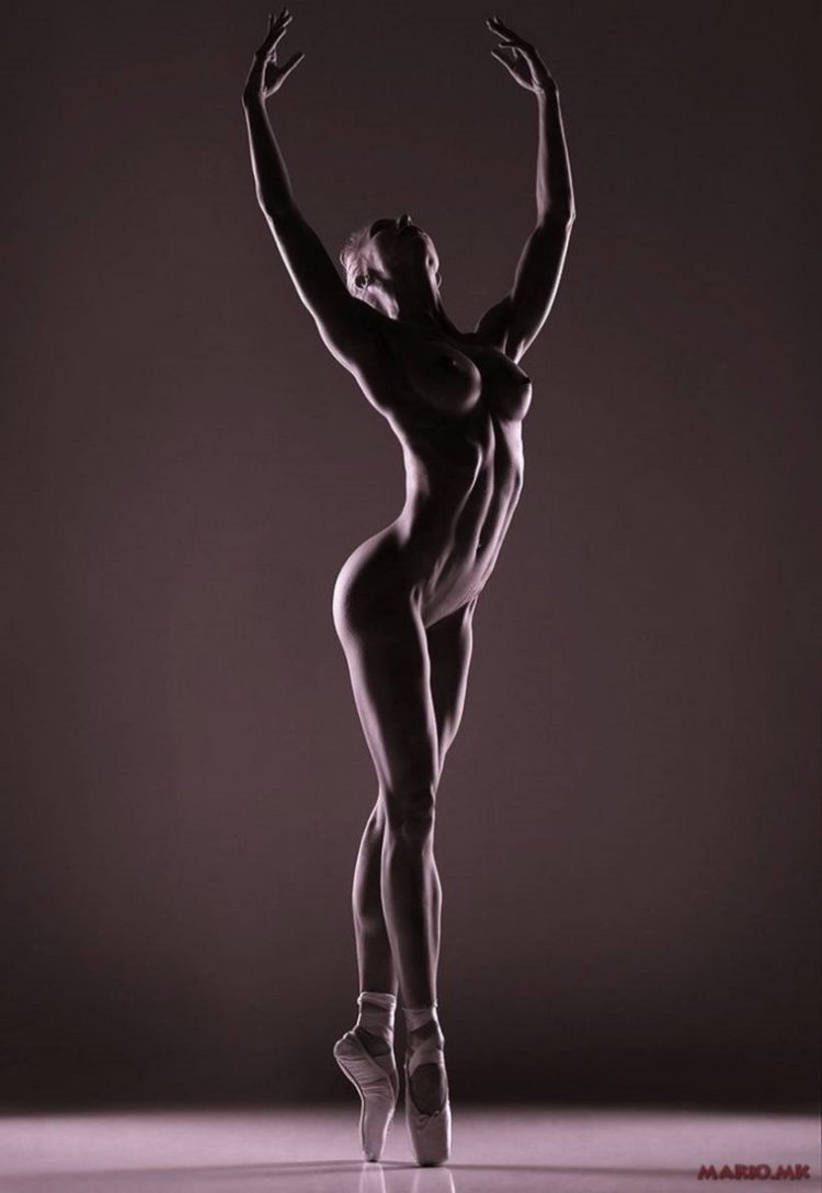 Ballerina photo shoot nude art