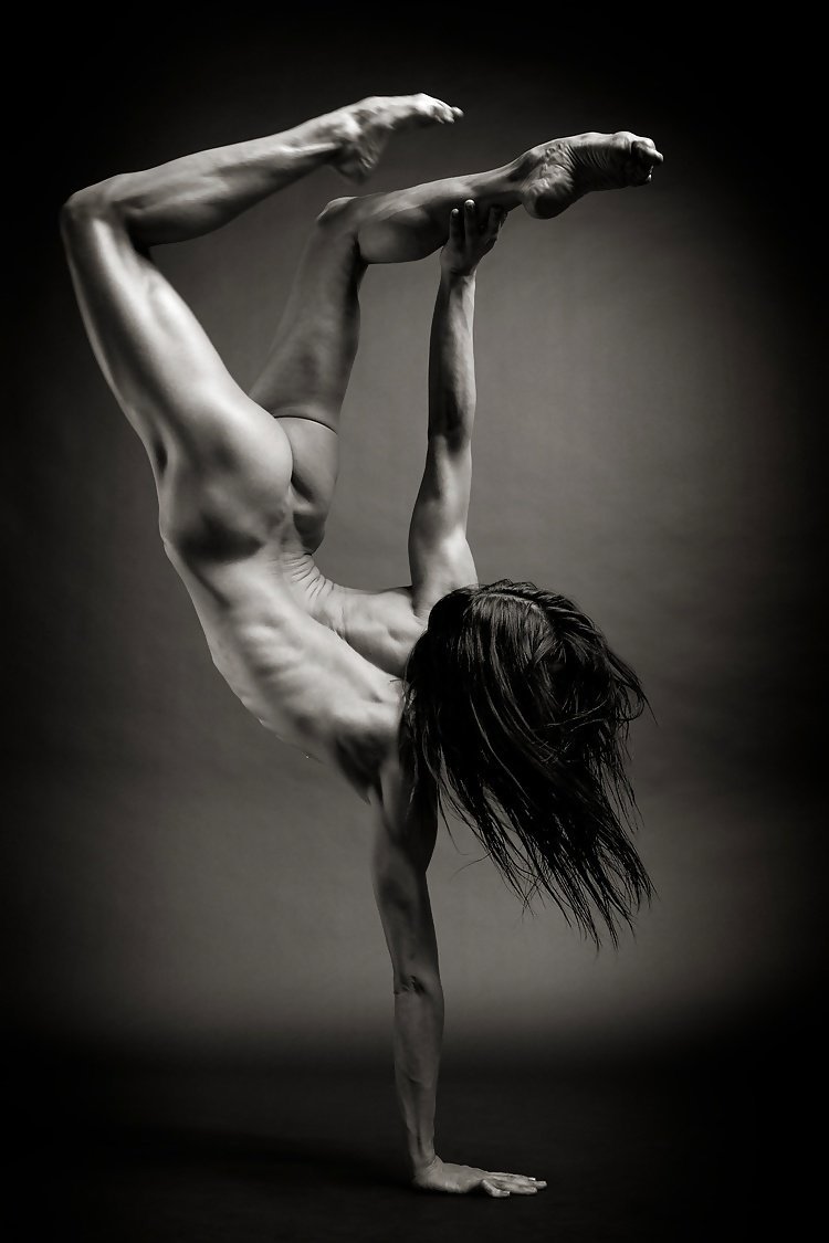 Ballerina Erotic photo shoot