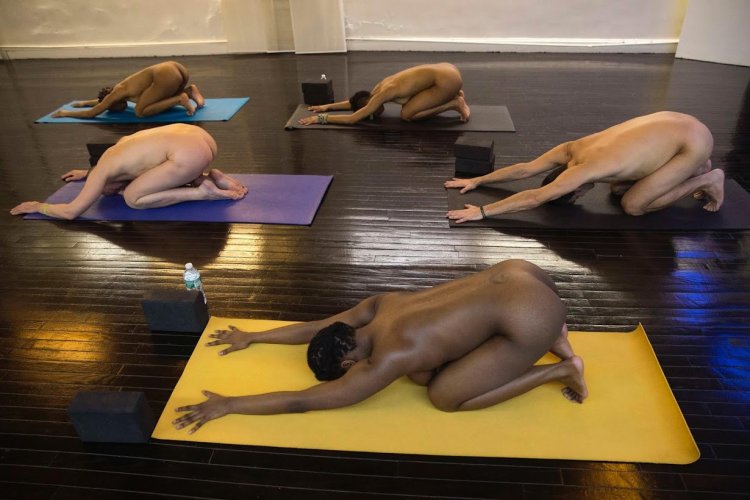 Elvira Prossetova Nude Yoga