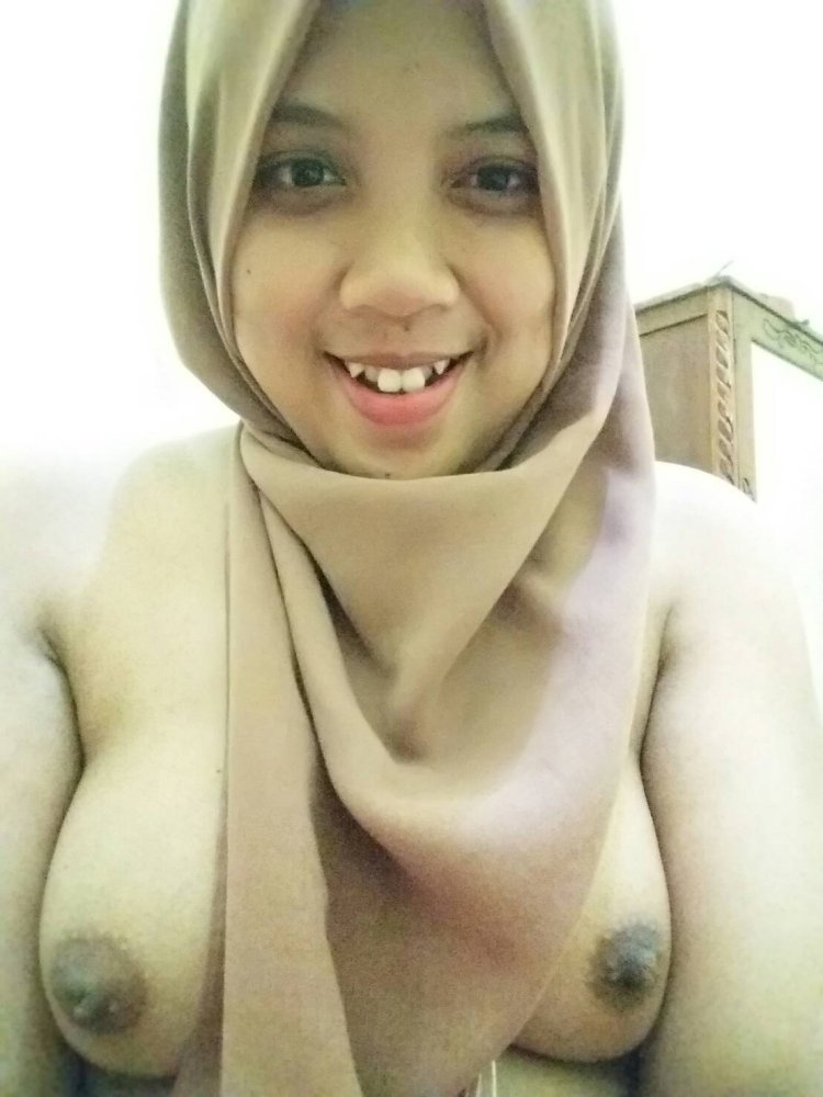 JilBoobs Tobrut