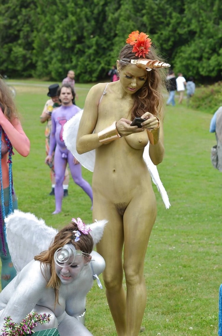 Naked girls at the holiday
