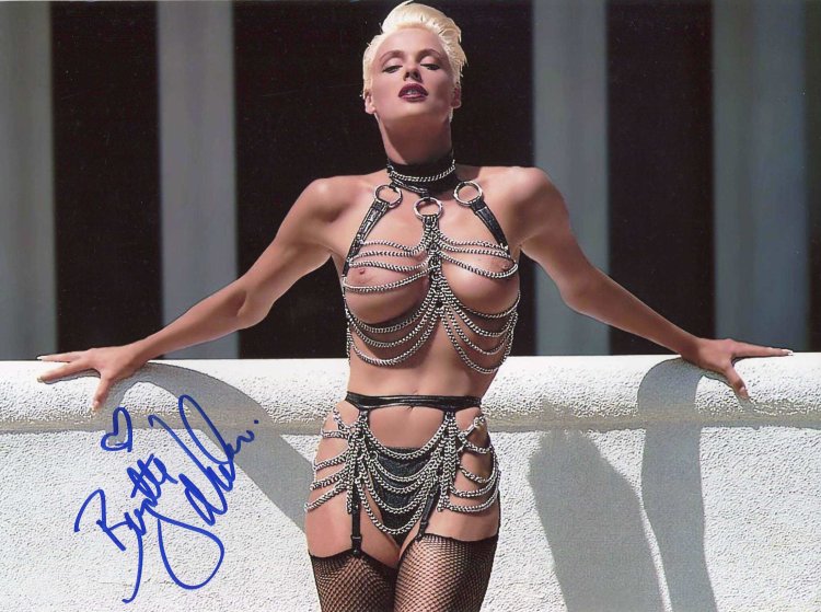 Naked Bridget Nielsen - Brigitte Nielsen