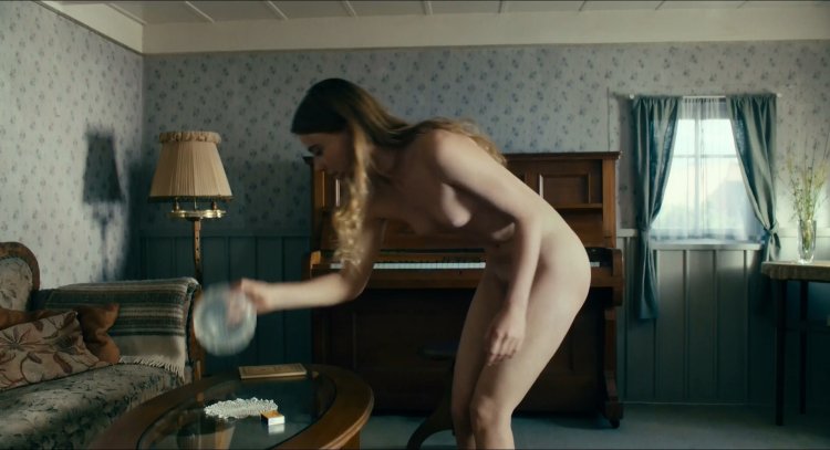 Saskia Rosendal Topless