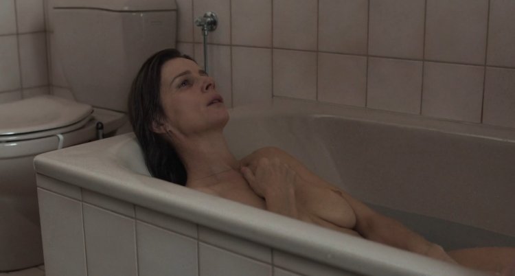 Rachel Griffiths Topless