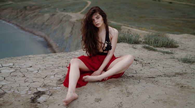Alina Rin legs