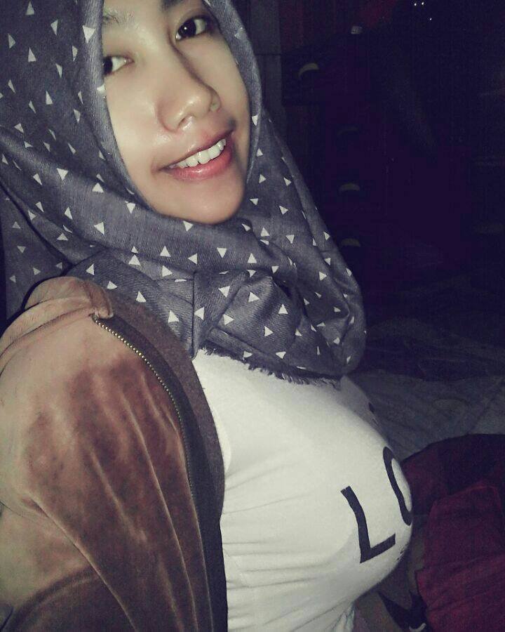 SMA JILBAB HOT