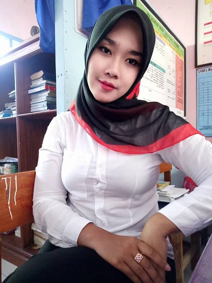 Abg Jilbab Bugil Pamer Memek