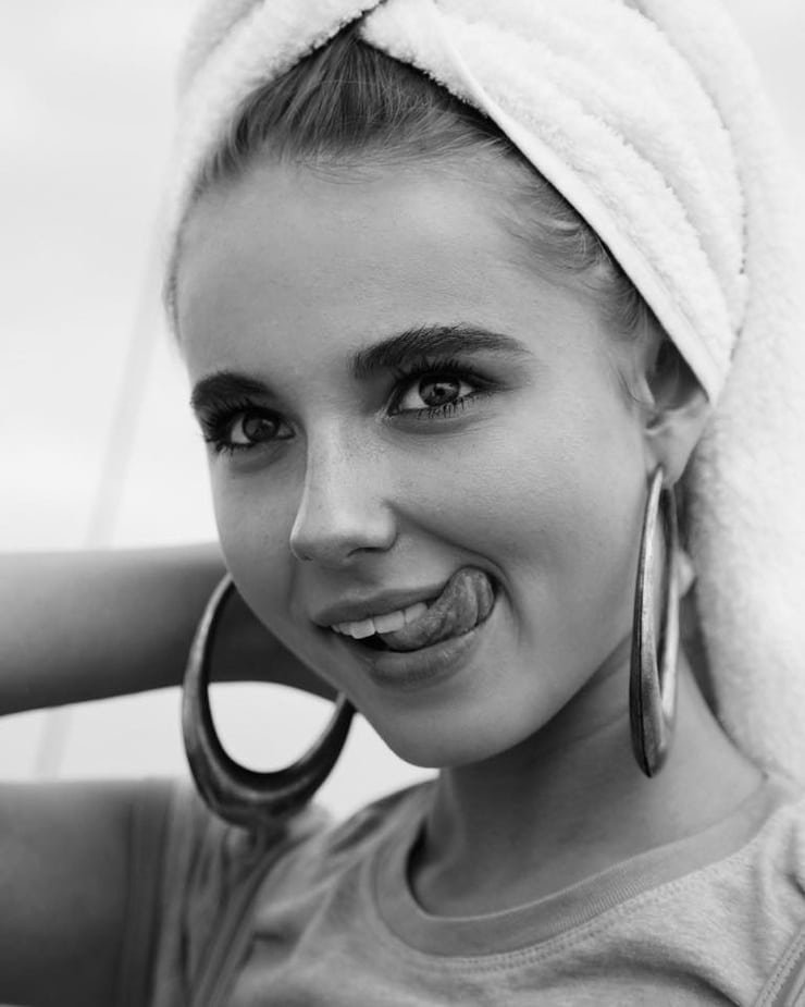 @Elizabethvasilenko Lisa Vasilenko