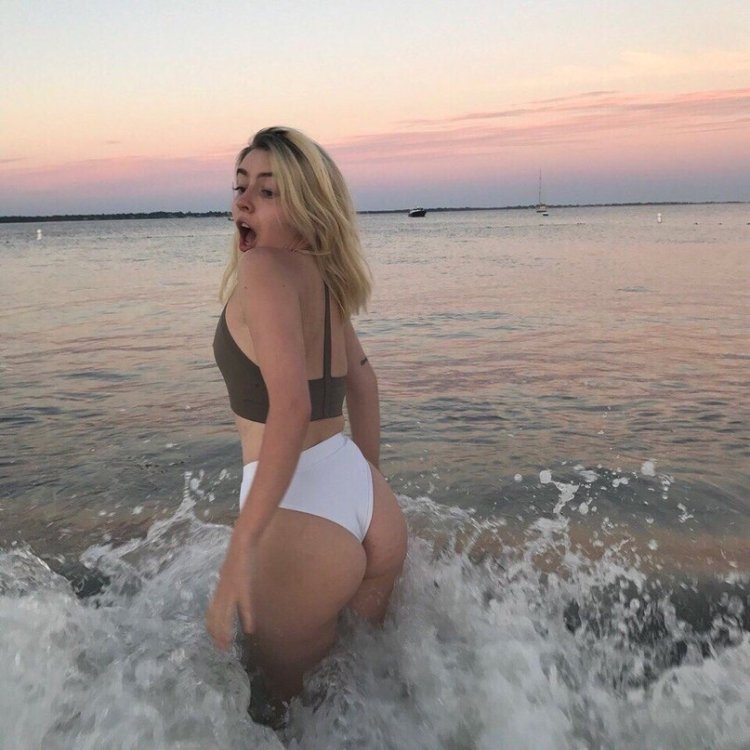 Arina Azarova Brabus drain