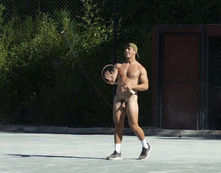 Beautiful naked athletes guys