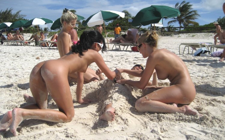 Naked full women on the beach