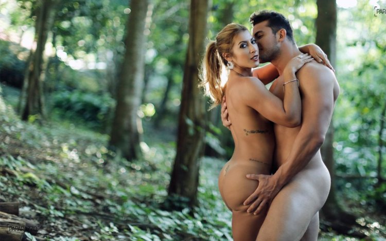 Erotic photo shoot