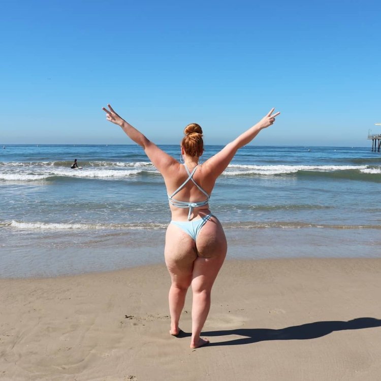 Nicole Herring Bikini