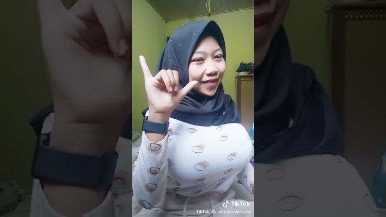 Tia Azman