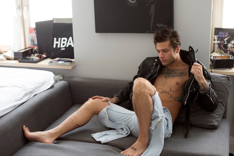 Naked blogger Roma Nastyd
