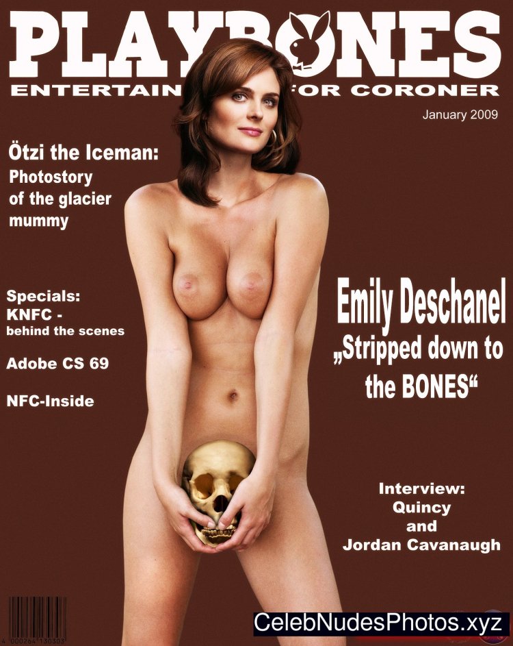 Naked Emily Descanel Naked
