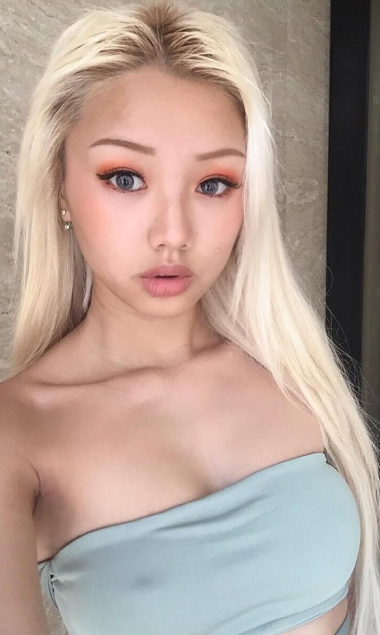 Vaayz vyvan le naked