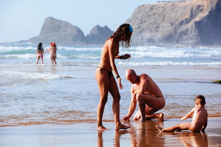 Family nudic beaches