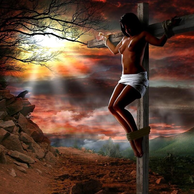 Crux Alice Kiss Forest Crucifixion