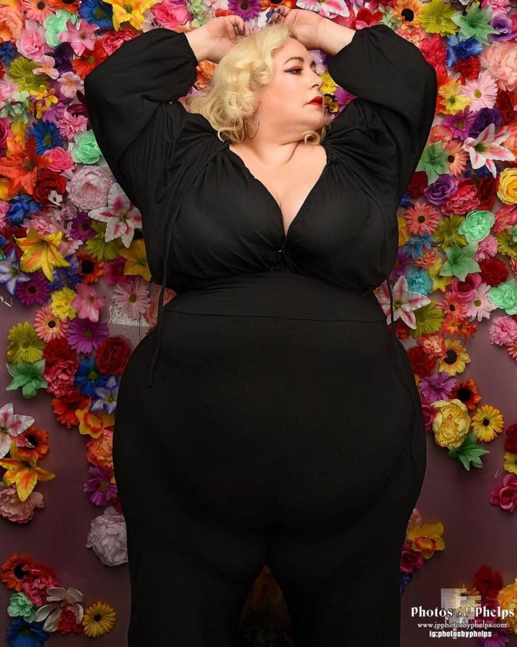 Vivienne Rose photo