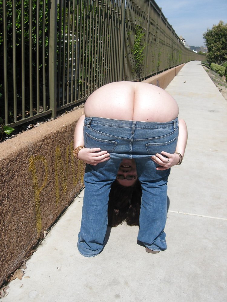 Naked groups group on social networks