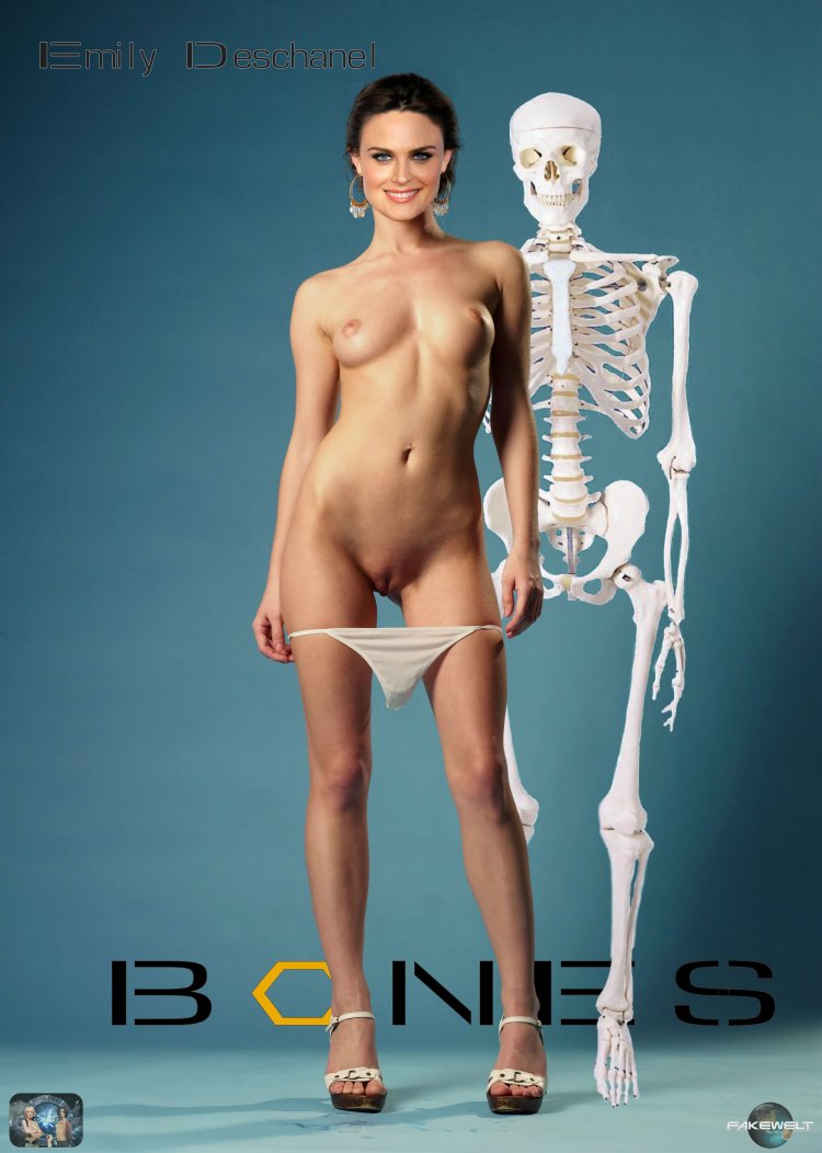 Actress Emily Deshanel Nude in films