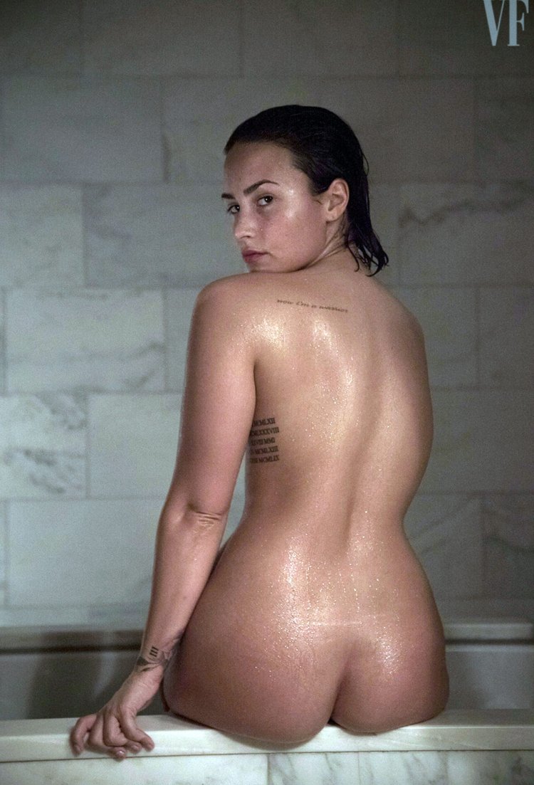 Demi is fishing