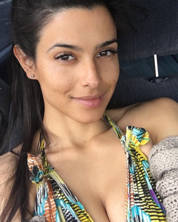 Mady_gio hot photos