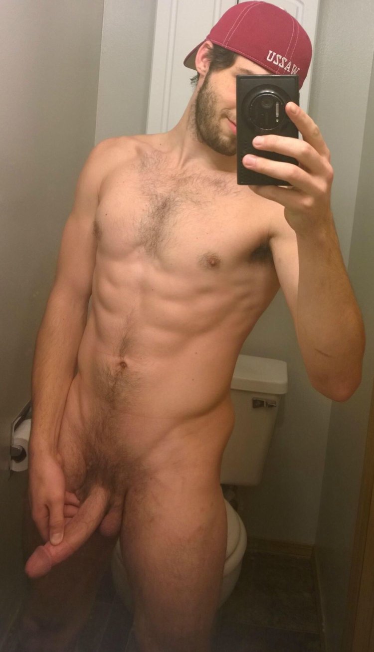 Full -length selfie