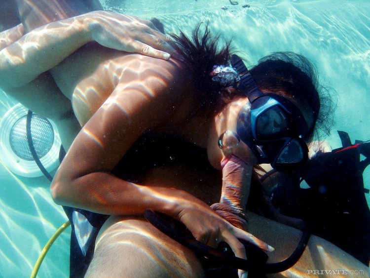 Submarine swimming - porn