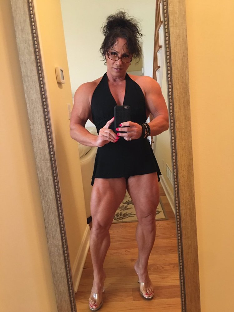 Annie Rivieccio