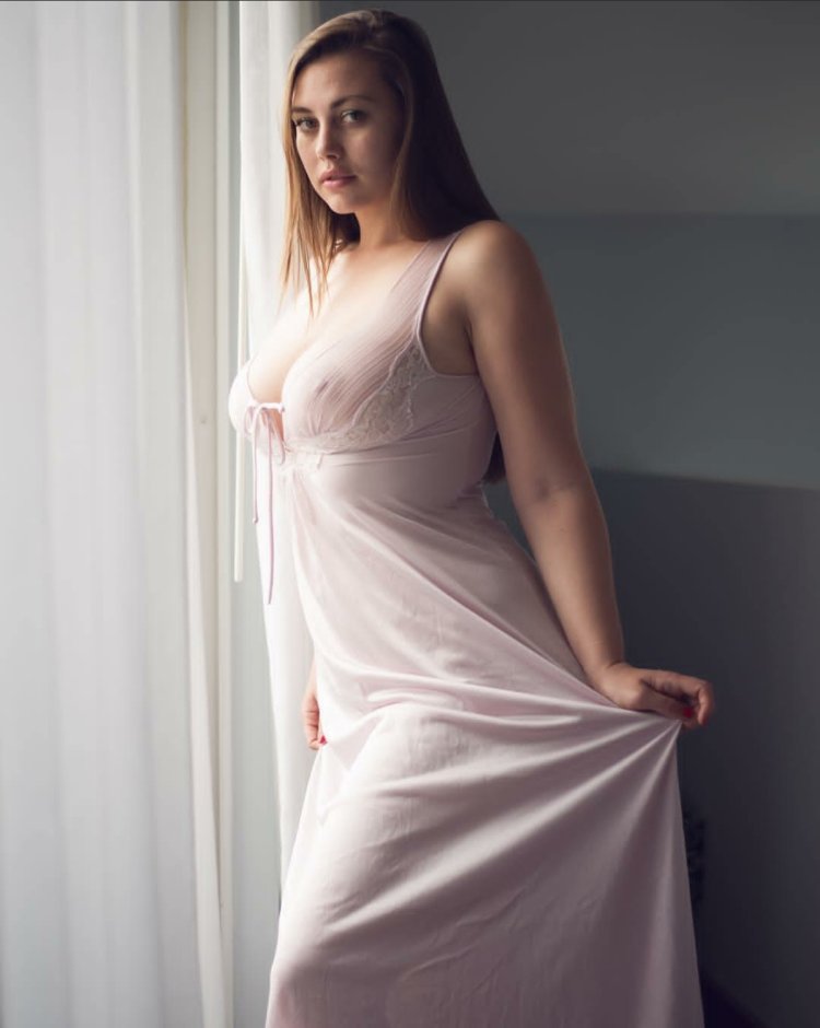 Cosmid lillias White model naked