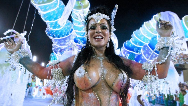 Andrea Martins Brazili Carnival Naked