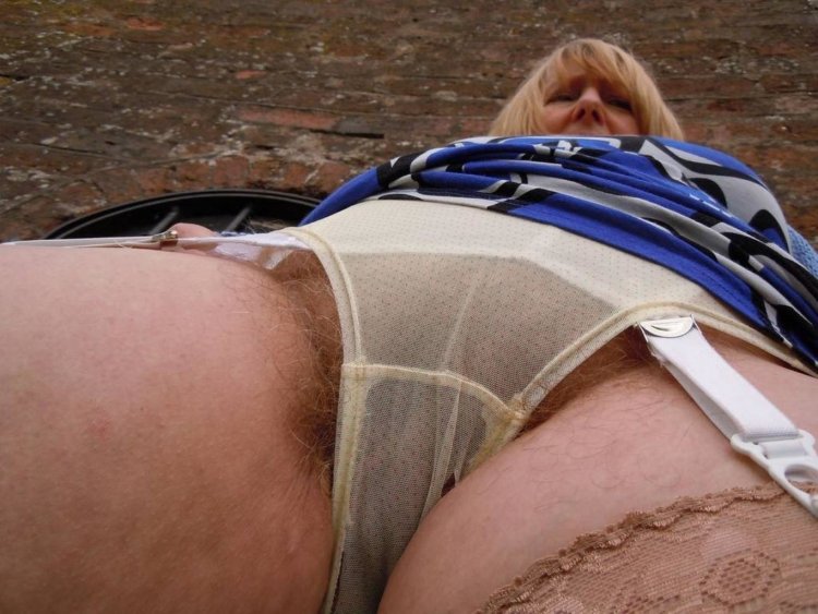 Mature hairy in shorts