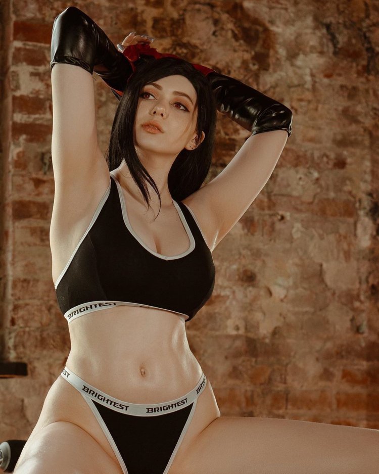 Alina Becker 18