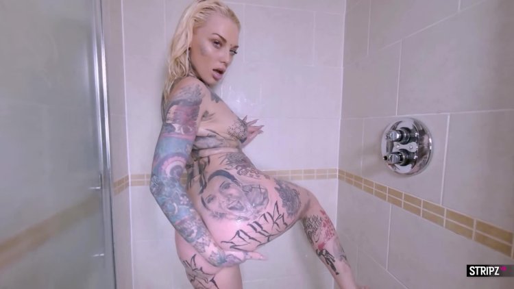 Lauren Brock Tattoo, Model,