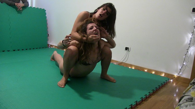 Mia Wrestling