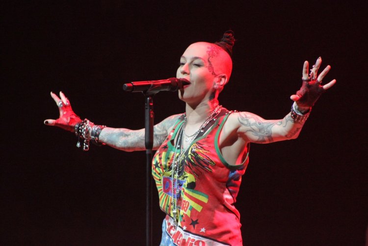 Tattooed girls models