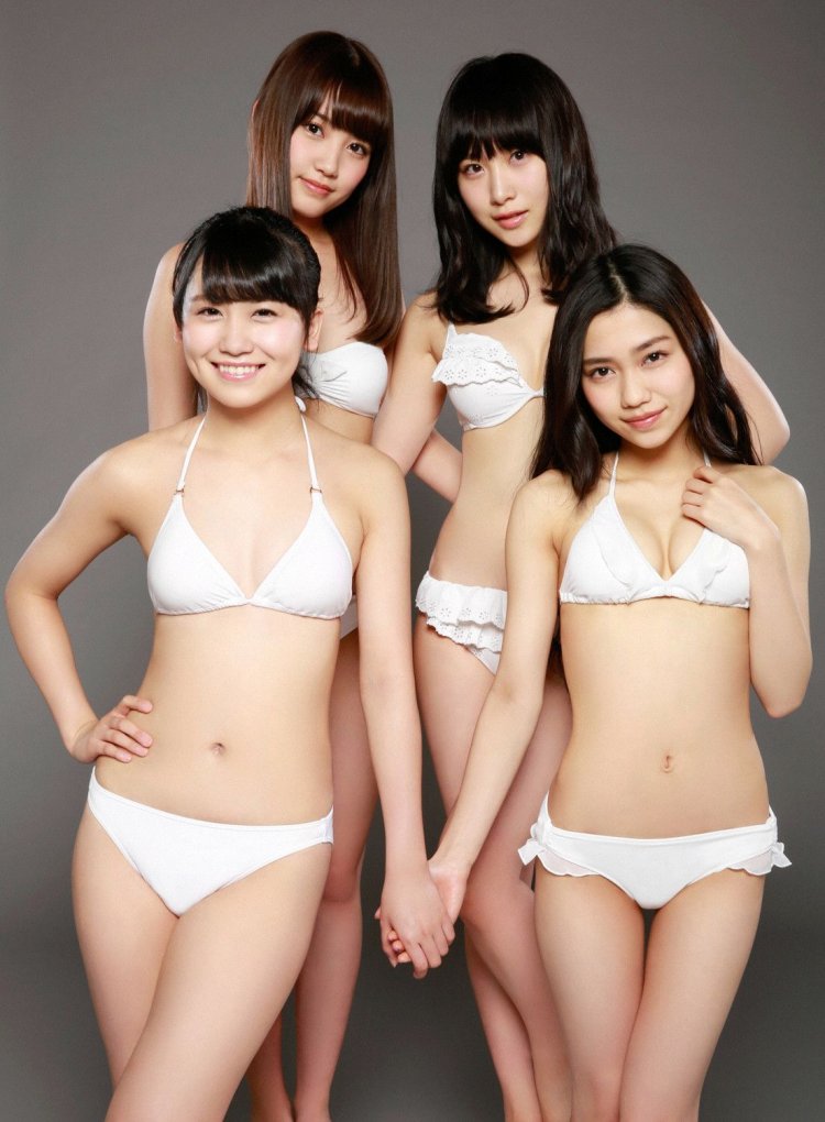 Jr IDOL GRAVURE Toples