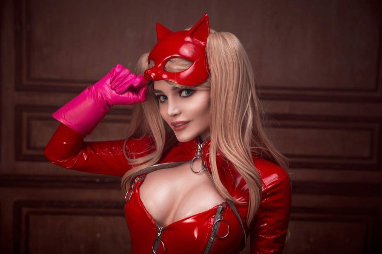 Christina Fin Kalinka Fox