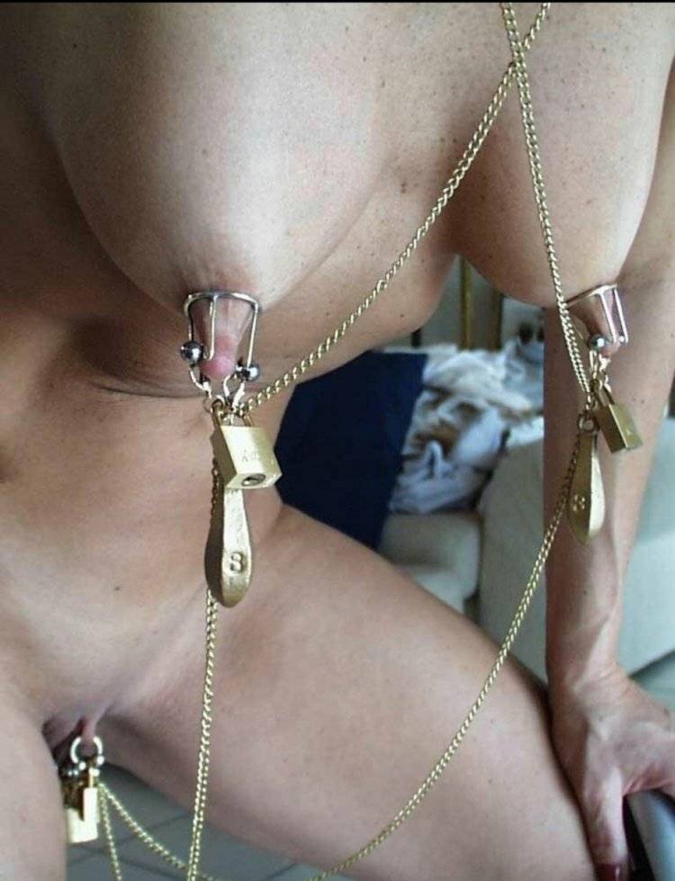 Clit and labia piercing
