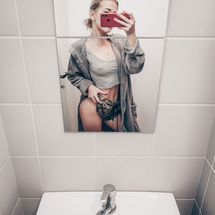 Mia Fitness model
