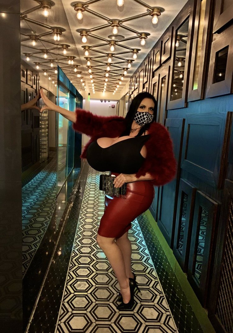Foxy Menagerie 2020