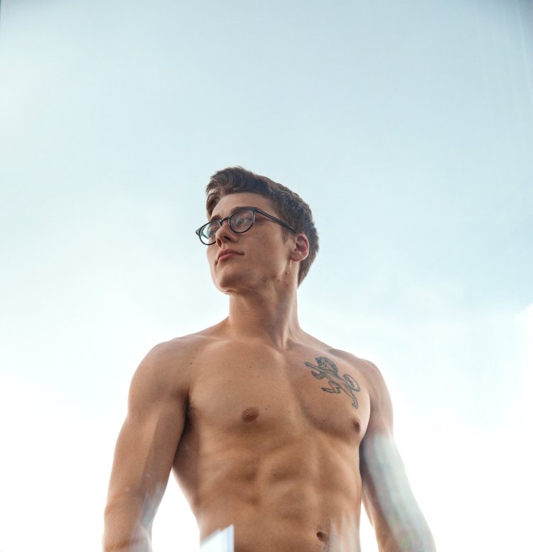 Blake Mitchell member Bottom