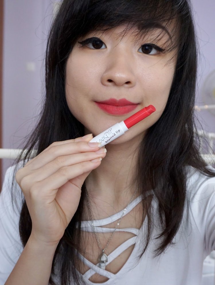 Lolly Lips who is