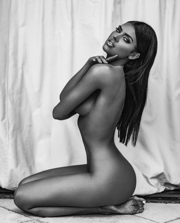 Kelsi Jin chop naked