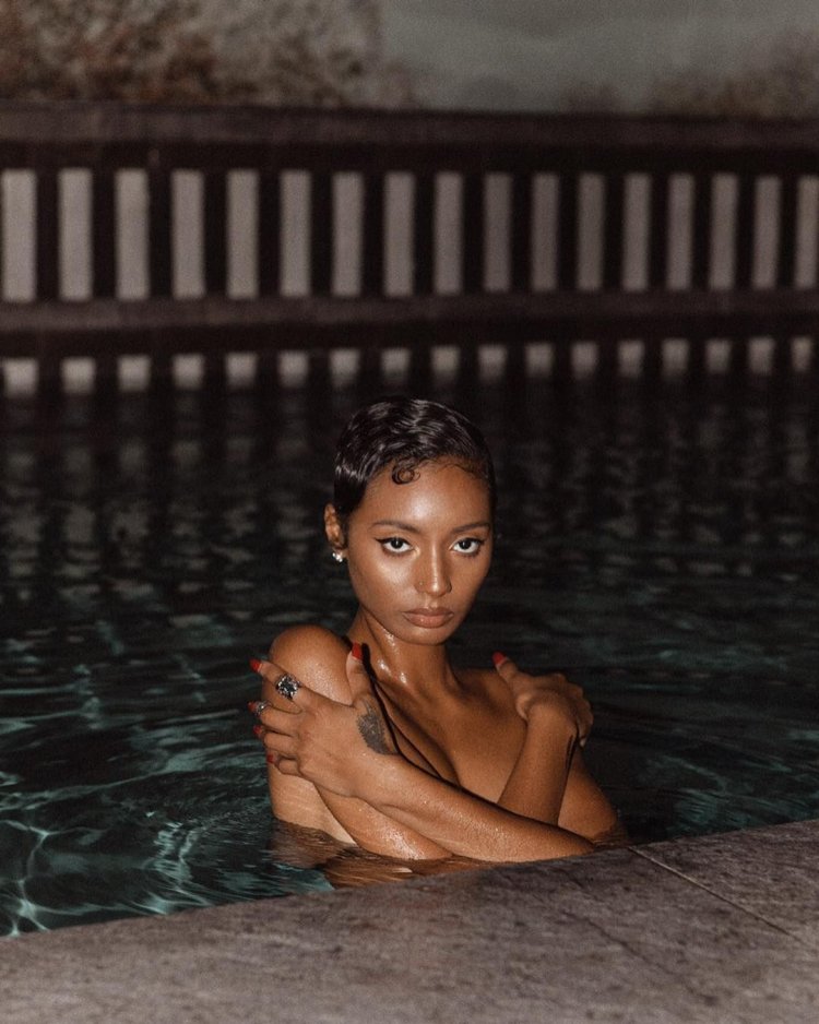 Tina Parker model