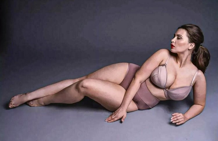 Svetlana Kashirova model plus saz