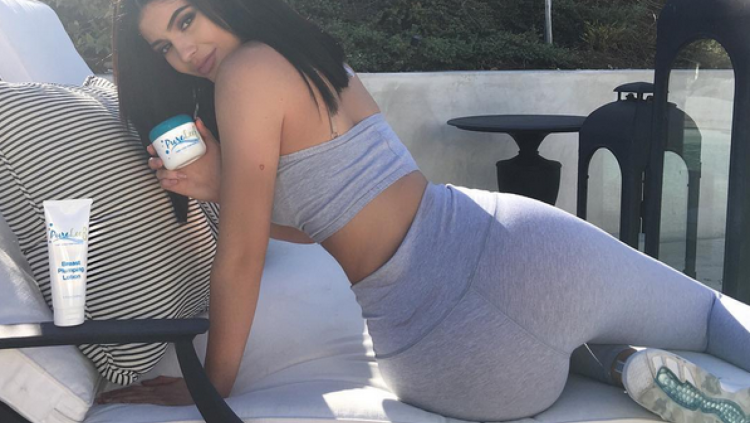 Kylie Jenner Figure Parameters 89 64 91