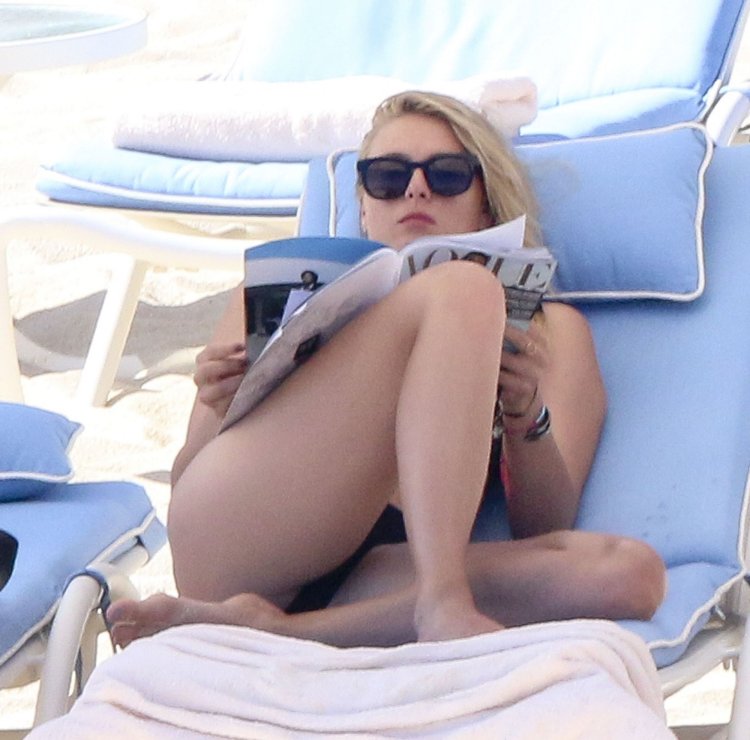 Maria Shukshina on the beach